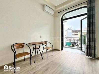 Rent the balcony suite full interior Dương Quảng Hàm.