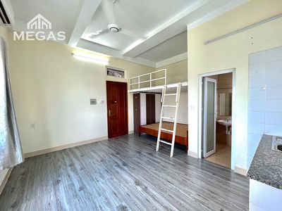 40 M2 - 2 apartment - sleeping space - right on payroll