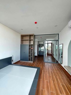 Rent a kitchen bedroom, balcony, broad area.