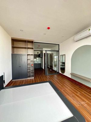 Rent a kitchen bedroom, balcony, broad area.