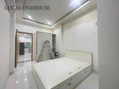 Rent a room with a wide balconies full of Tô Hiến Thành districts 10 ueh