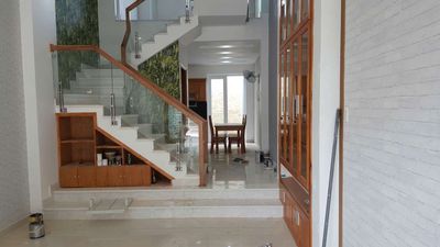 Rent the Lê Thị Riêng truckhouse cheap. long term sign