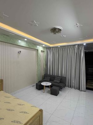 Rent Full interior room