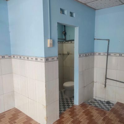 Rent a motel near the L.A.'s, quiet, private passage.