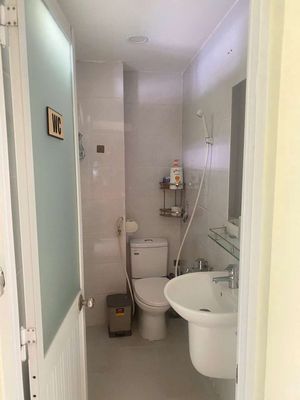 1/ 4 x12 M 2 p. 3 bedrooms, near Lê Trọng Tấn