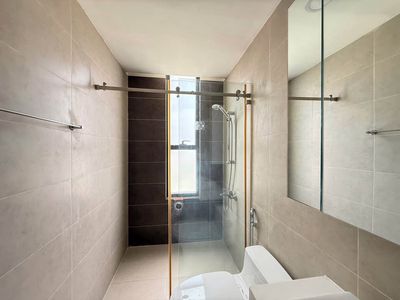 Rent Harmona apartment, 33 Trương Công Định - 2 bedroom, Full interior cost 15 million