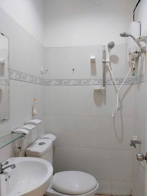 Building 590 August 3th Revolution, cost 10 million a month, no interior bedroom 85 meters2.