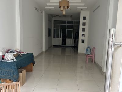Rent an entire ten-Tân Bình district.
