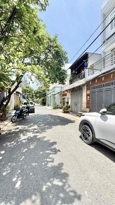 Full Seven-three Levels- Four Bedrooms 5 toilets--Mã Lò--Bình Trị Đông A.