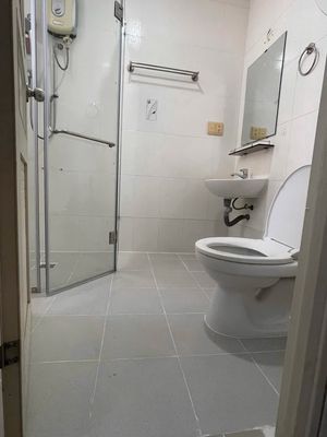 So, what we're looking at is, we've got 87 meters, Đặng Văn Ngữ, 2 bedrooms, 14 million rents a month.