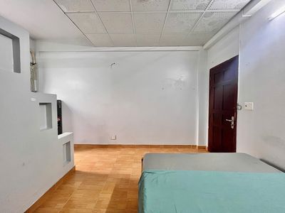 A cool open room right near the fine new market