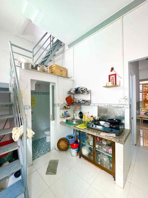 Let's rent it out. - Okay. lk10-11 - Phan Anh - P.b. - 410 - 2 frequencies