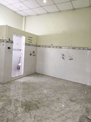 Rent the house near Tạ Uyên, RlT 11-3 x 18 m-2 p 2 w-w-w-w-w-w-W