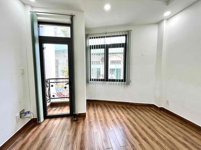 have the balcony rented.