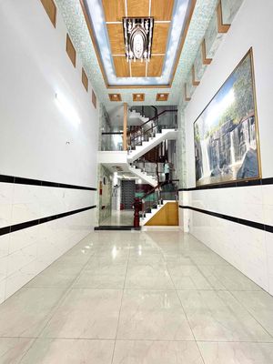 The Yuan Cho Ren House