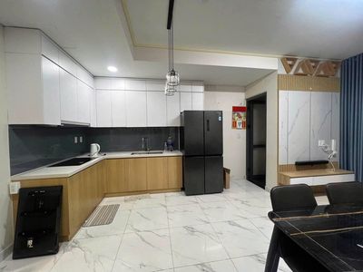 Carillon 3-Hoàng Hoa Thám bedrooms, balcony, 73 m2 rents 13.5 million a month.