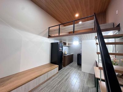 Tell Zhang Dupinx the Public- Full interior, District 7