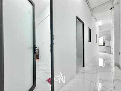 Clear 3 bedroom 60 m2 balcon - elevator vault right in the school hall 3