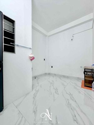 Clear 3 bedroom 60 m2 balcon - elevator vault right in the school hall 3
