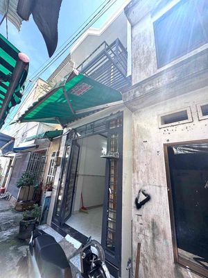 Rent 14th Street A [3*8 ] 1st floor float 2 bedroom 2 toilet 2