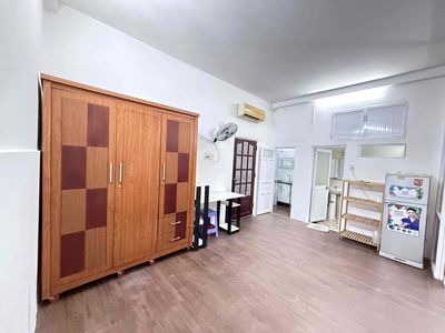 Rent room 30 mmmt8 District 10 - full furniture, 2 bedrooms, separate kitchen