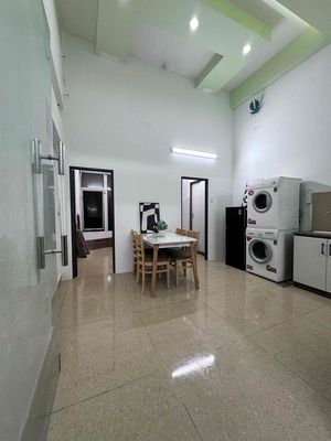 Super 2 bedrooms full of dry-cleaning machines right at the University of thương.