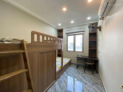 clean new houses full of furniture