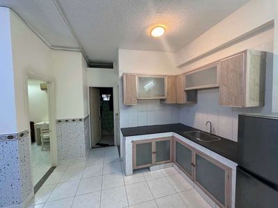 rent an apartment unit 4.