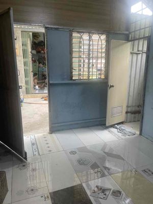 Rent room, 4 x 4 meters cheap-- utility, good position!