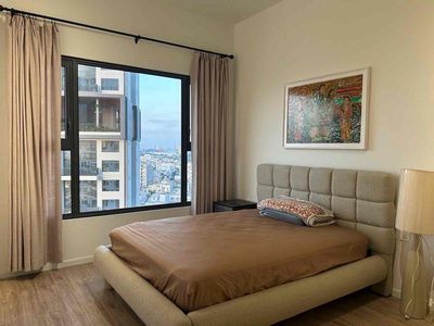 7 Boulevard 3 bedrooms 2 75 meters full of fine interiors cost 13 million a month.