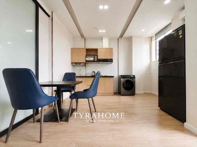 One bedroom 56 m2 Lê Văn Duyệt near the County Bridge 1 full interior balcon