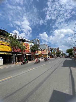 Rent akd An Dương Vương, 17 million, broad side, bordering on the Boxa.