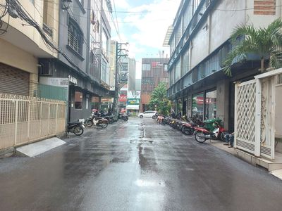 Renting the main hall 8 M 780/16 Sư Vạn Hạnh District 10