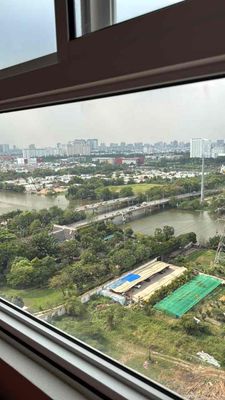 Rent the Masters' room separate at C/C Sunrise Riverside, and enter immediately.