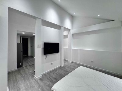 District 3 full interior.