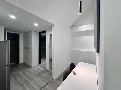 District 3 full interior.