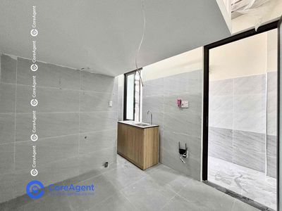 walk through huit - full furniture - full utility - free time
