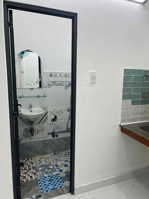 It's a totally clean little house rent.