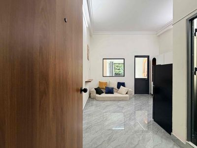 Rent the Guardian of 1 Full Seven Bedroom near Bình Thạnh Blue Bank.