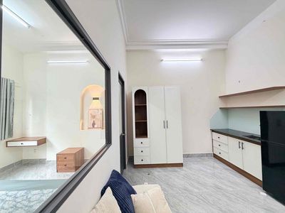 Rent the Guardian of 1 Full Seven Bedroom near Bình Thạnh Blue Bank.