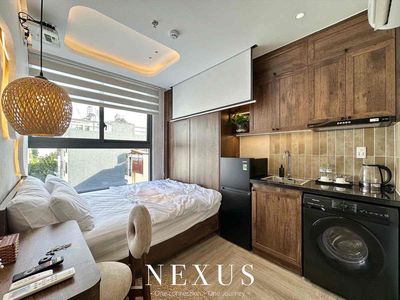 A low-cost apartment full of shell furniture near thette that's gonna ruin the volume of zqz1.