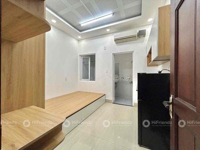 renting rooms full of furniture near a two-man crime market