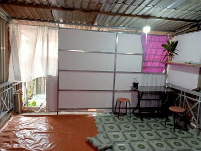 Zqz125 meters of the lowest living room