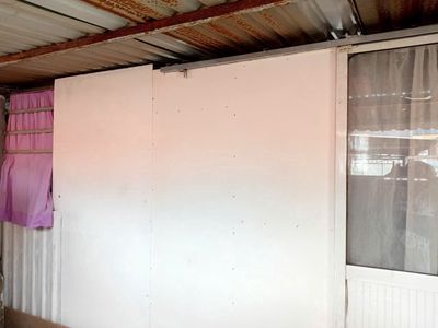 Zqz125 meters of the lowest living room