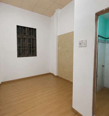 The new Room Full interior, one bedroom