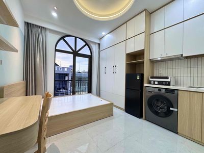 Studio Public Service 28 m2 END Eart Phan Huy Ích 01 Full interior, elevator