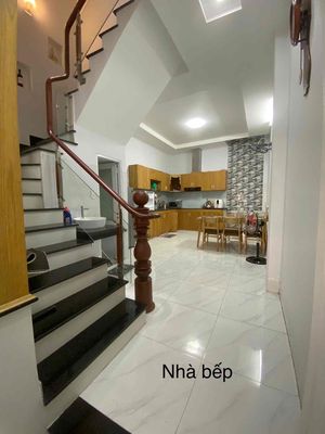 New house on Route 13 near Thủ Đức.
