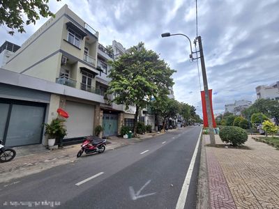 Rent a Mokd Hiền Vương, Tân Phú. Four bedrooms, four toilets.