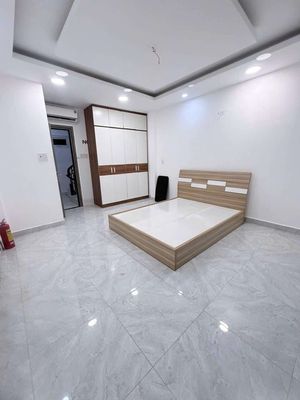 Renting a Phan Văn Trị cash house, District 5.