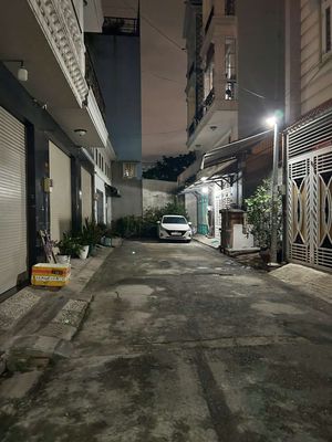 Rent the original house, 1 st - 2th floor - 1 roof